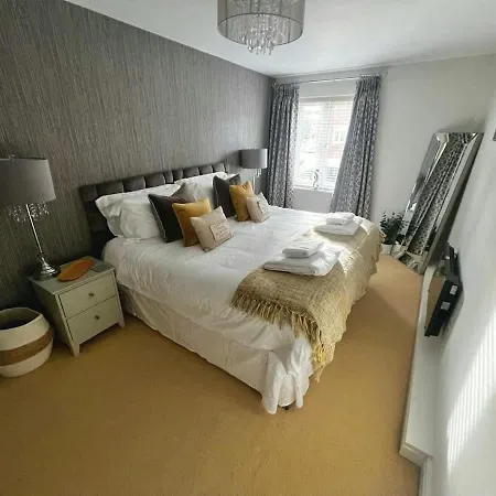 Apartment Majestic, Modern & Spacious Harbour-view With Parking *
